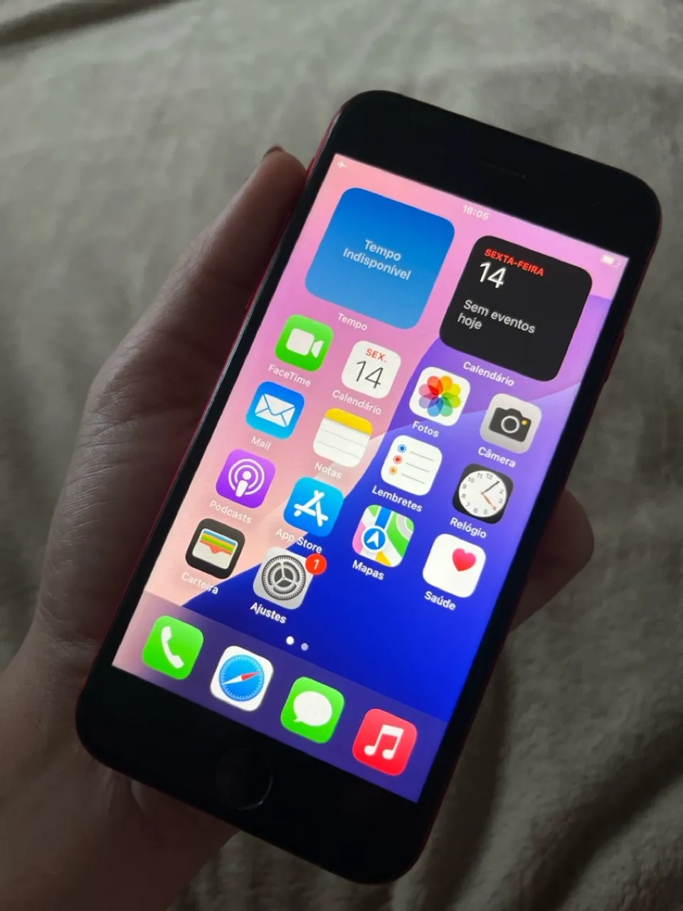 IPHONE SE perfeito VERMELHO