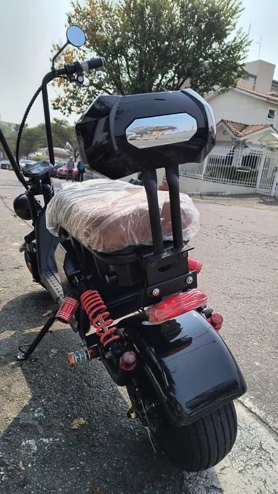 Scooter Elétrica - Nova  com menos de 100km + alarme + seta+ buzina ( NÃO PRECISA TER CNH) - Foto 4