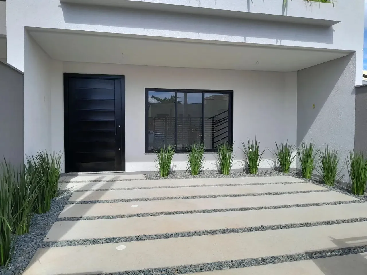 Sobrado à venda em Balneário Piçarras 550 mts da praia