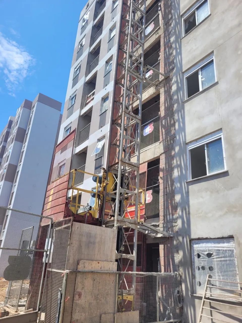 Elevador cremalheira 12 paradas C3 64167783206147124