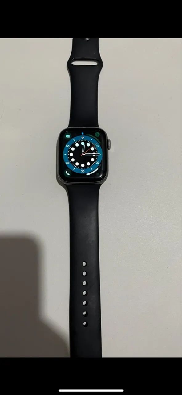 Apple Watch Series 4 44mm - GPS