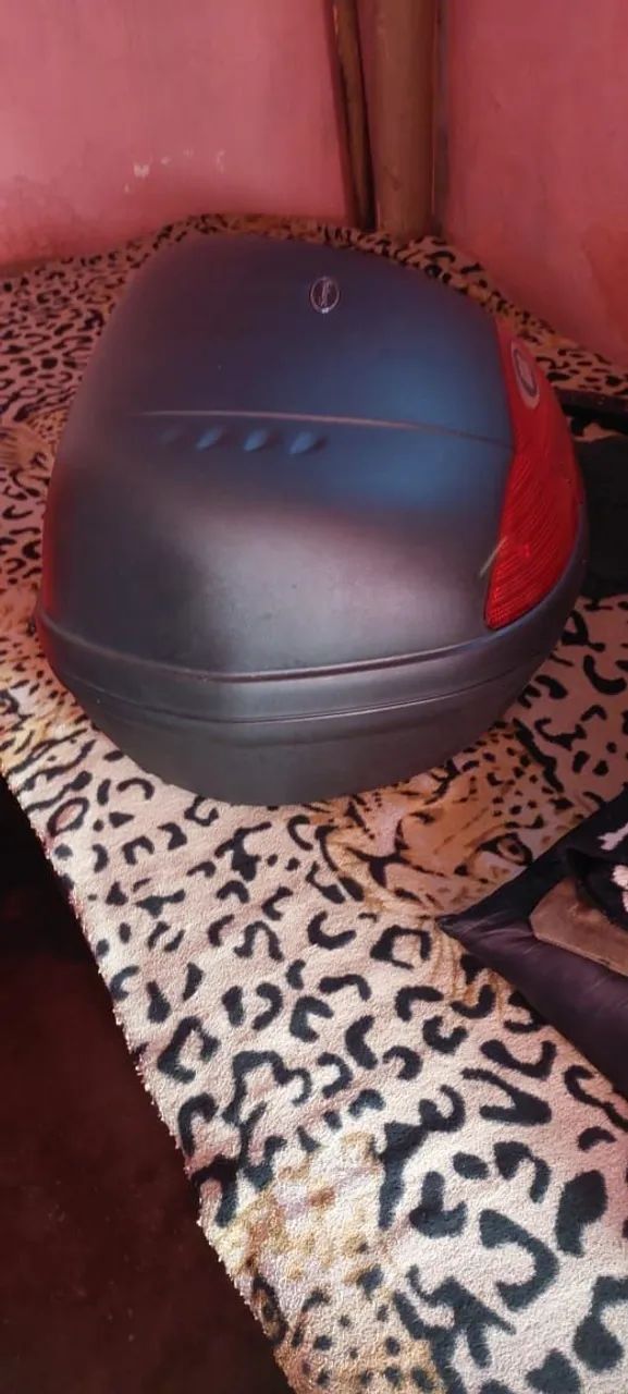 Bau GIVI para moto - Foto 3