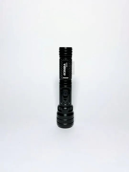 Lanterna Tática de Led Recarregável c/ Visor de Bateria - Foto 5