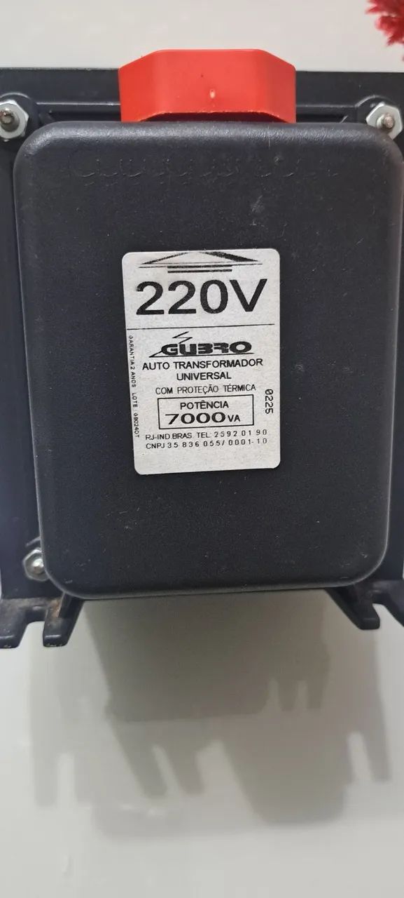 Transformador Gubro 7000VA 220V/127V