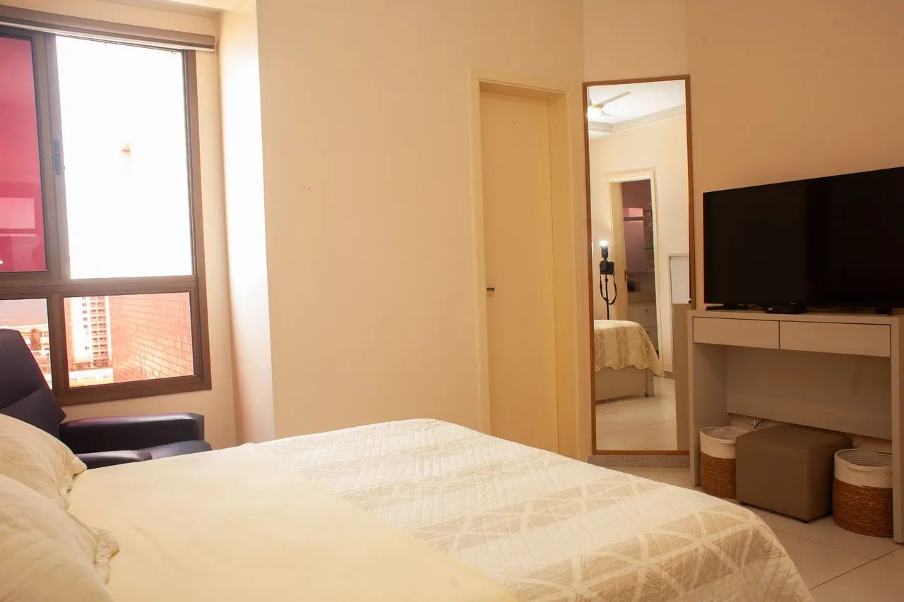 Apartamento com vista para o mar em prédio moderno - Foto 11