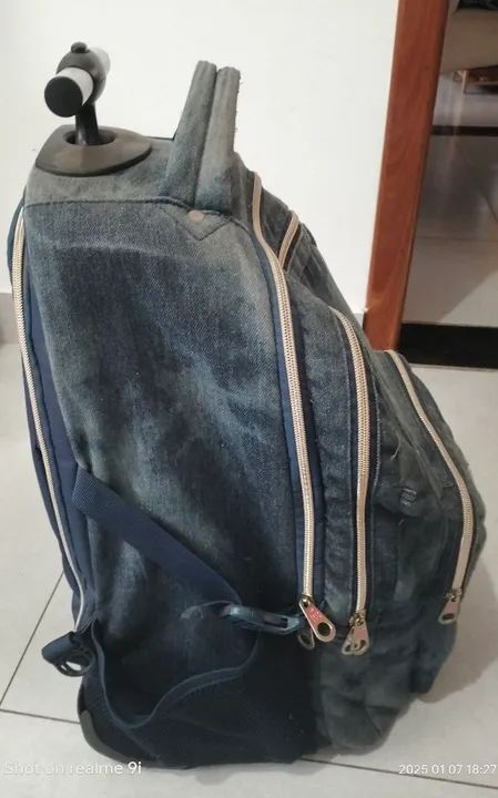 Mochila Infantil - Jeans Azul com Detalhes - Foto 3