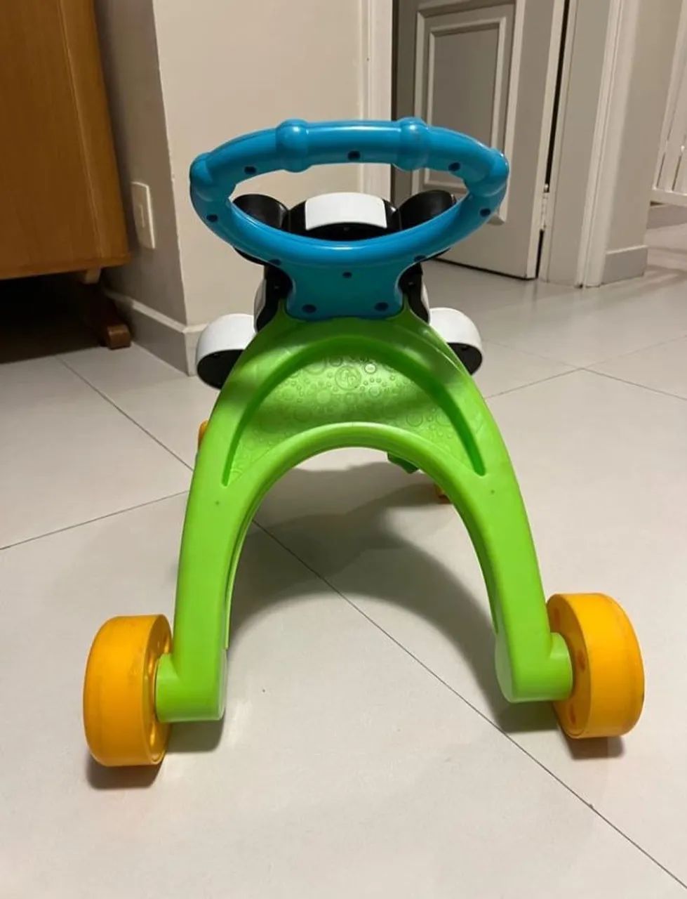 Andador Bebê Zebra Fisher-Price - Foto 3