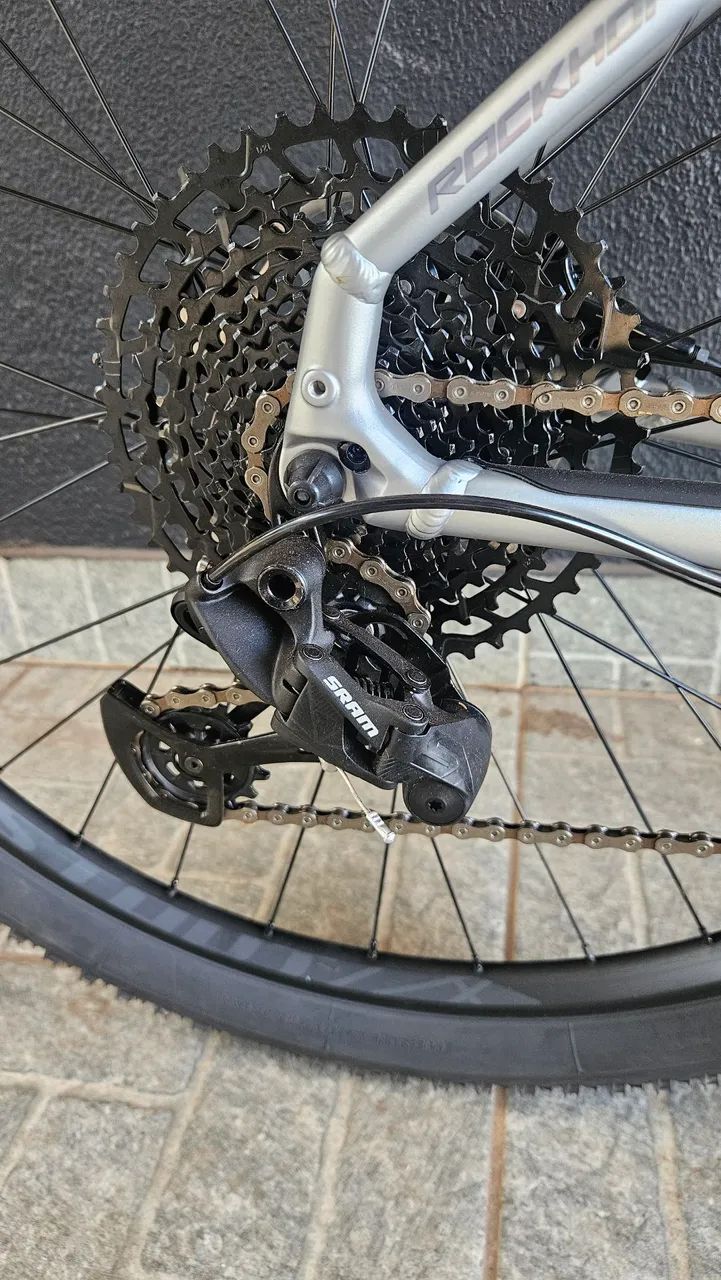 Bicicleta Specialized Rockhopper EXPERT 29 TAM. 19 (NOVA) - Foto 2
