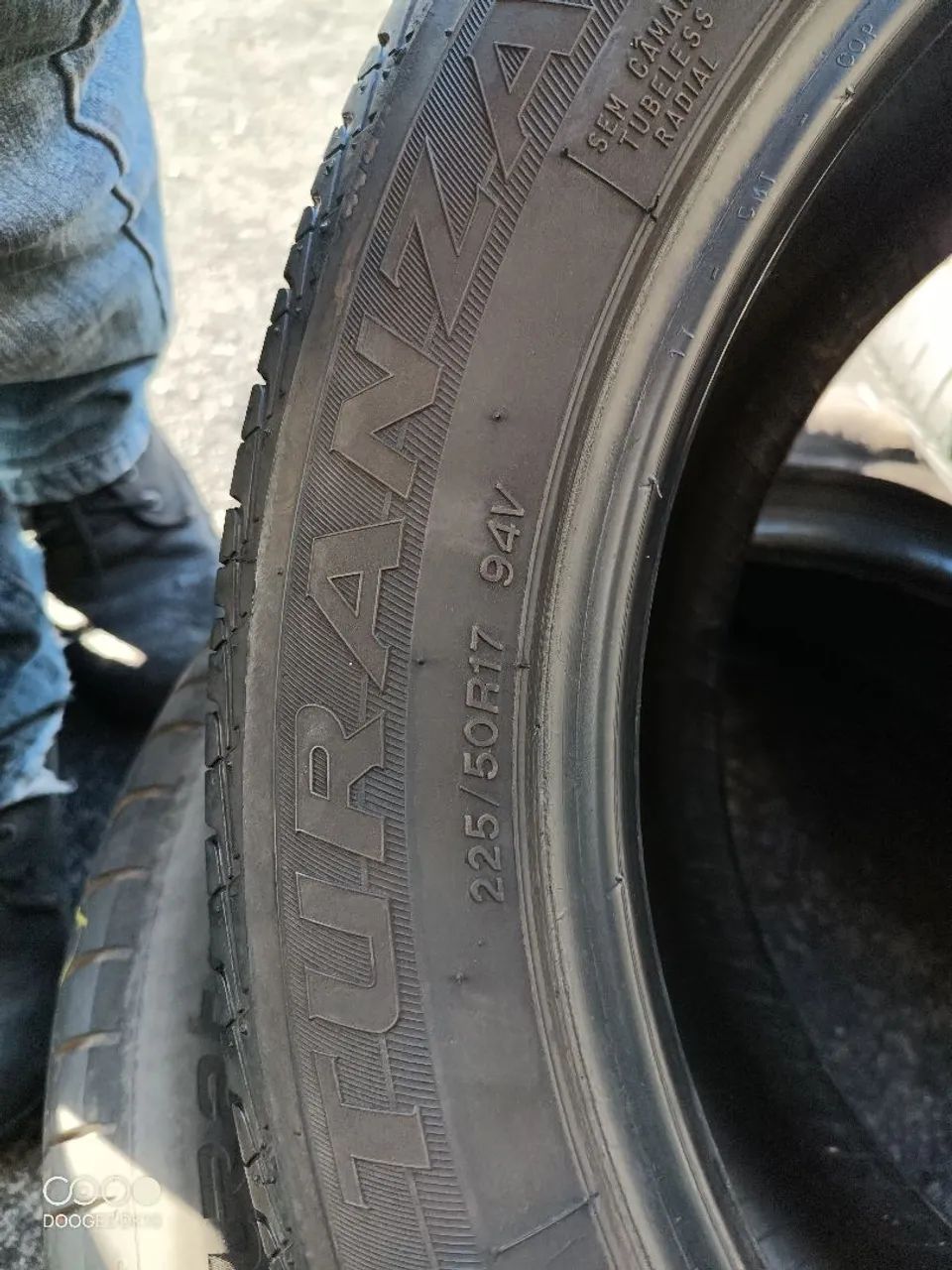 02 pneus aro 17 Bridgestone turanza 225/50/17 bons para fusion cruze Jetta golf Audi Bmw  - Foto 3