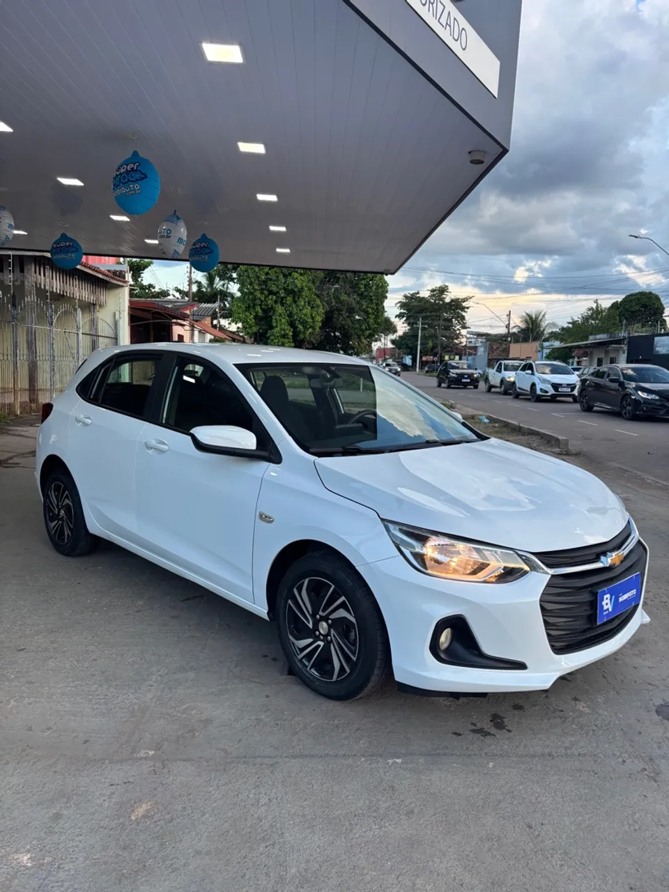 ONIX LT 1.0 2024 1 ano de garantia