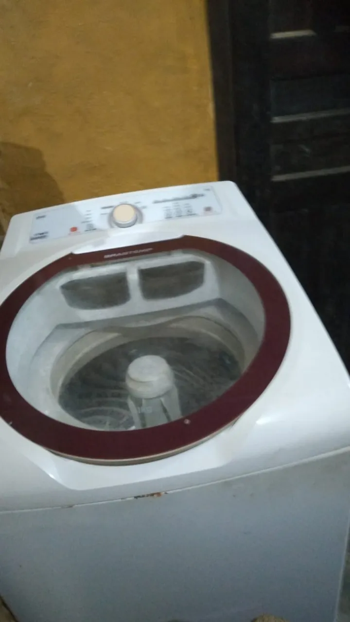 Máquina de lavar roupas Brastemp 11kg