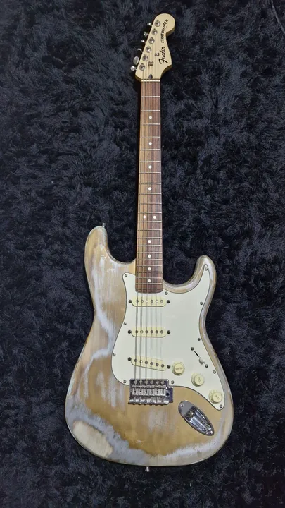 Guitarra Stratocaster - Relic captação Fender