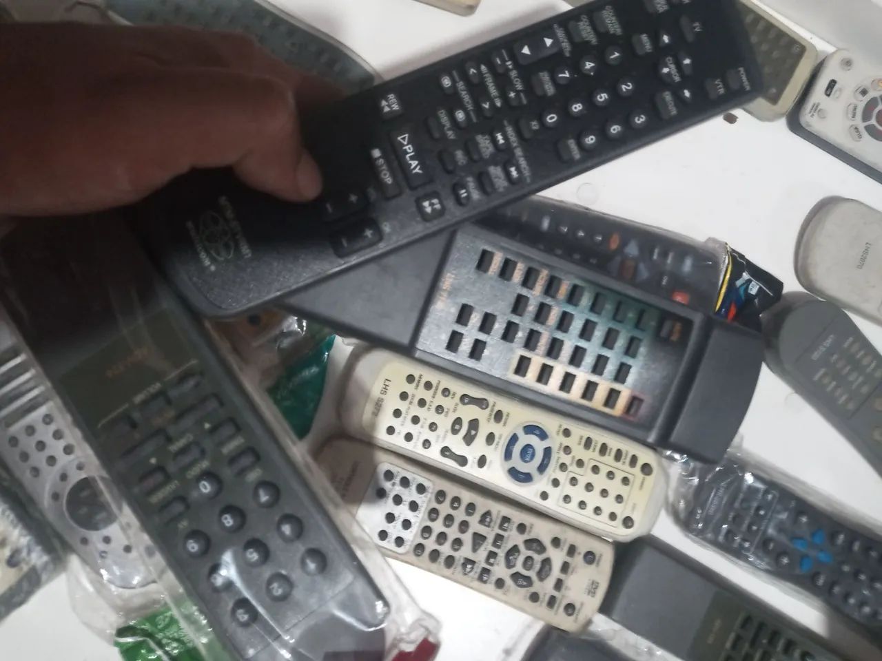 Controles diversos modelos - Foto 6