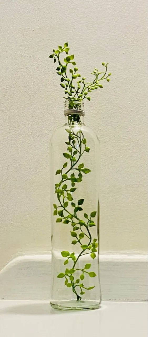 Vaso Garrafa com planta Decorativa 