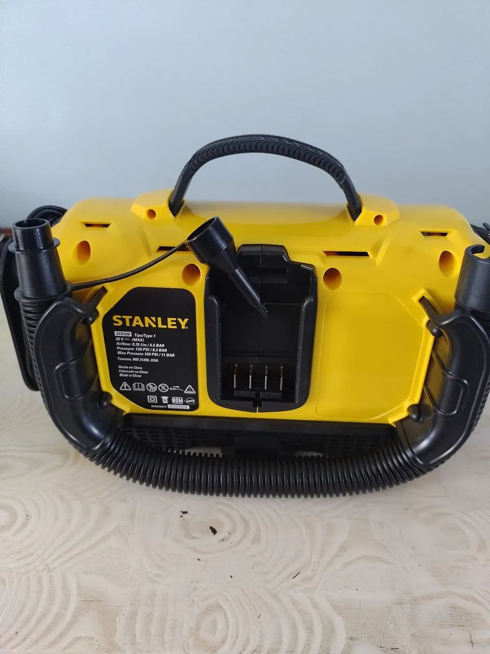 Compressor/Inflador de pneus Stanley V20 20V Max 160 PSI - Foto 3