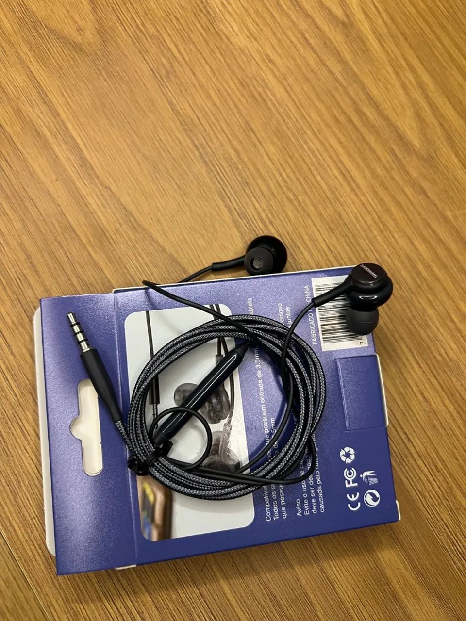 Fone de Ouvido Samsung com fio  - Foto 4