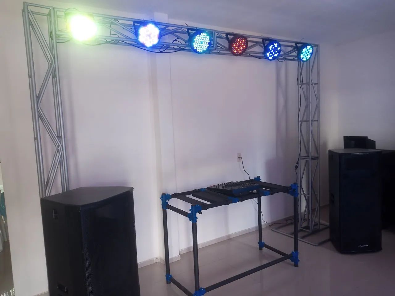 Alugue grid, iluminação e som - Foto 2