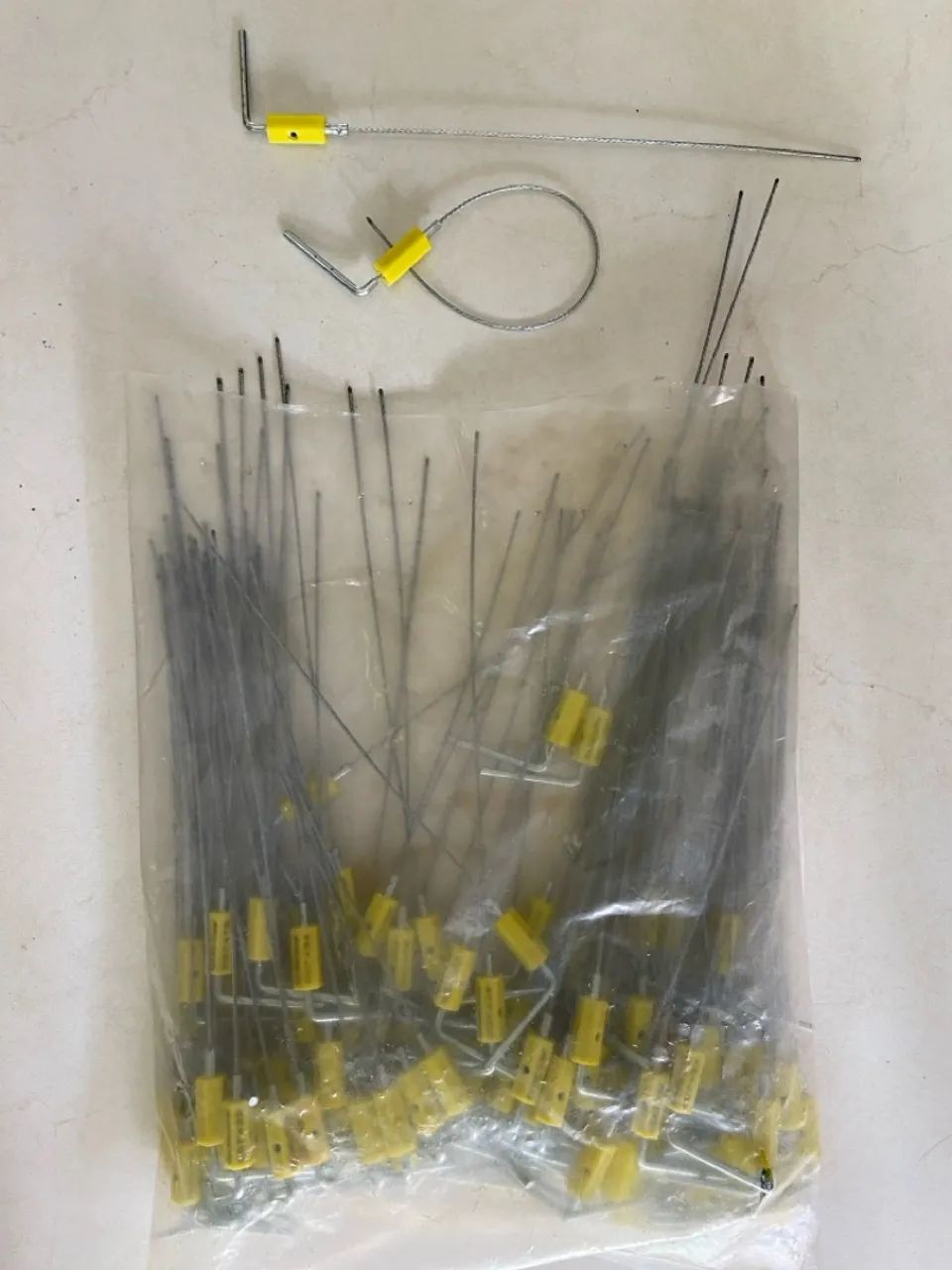 Lacres para fardos e outros 