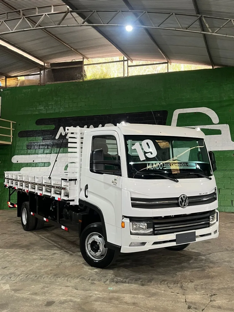 Caminhão Volkswagen 9-170 ano 2019 carroceria