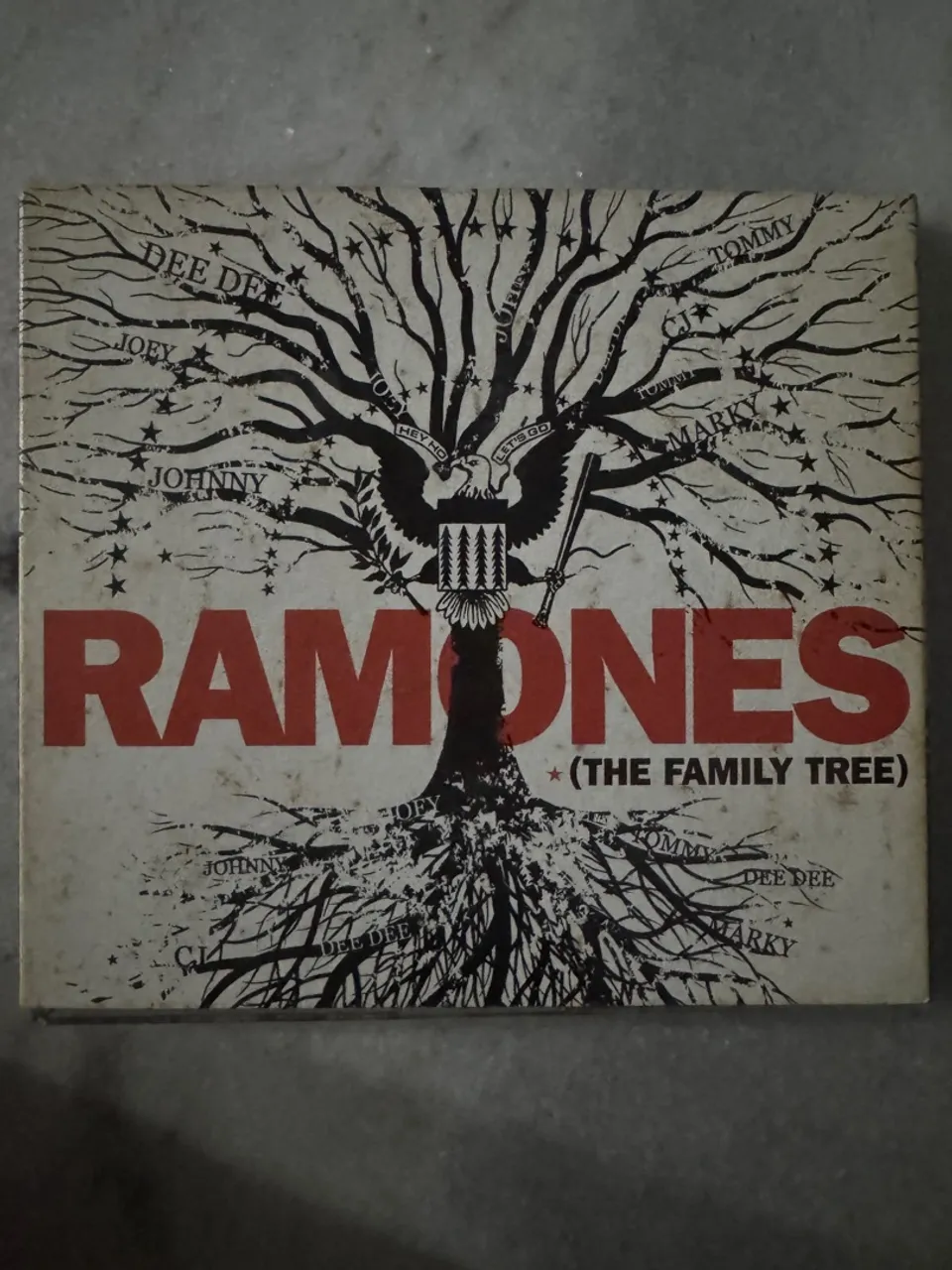 RAMONES - THE FAMILY TREE - 2 CDS