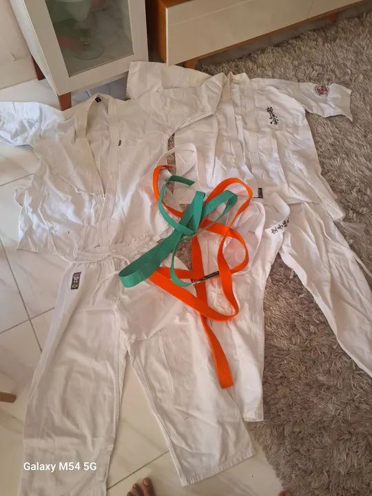 Dois Kimono karate Tamanho M e G