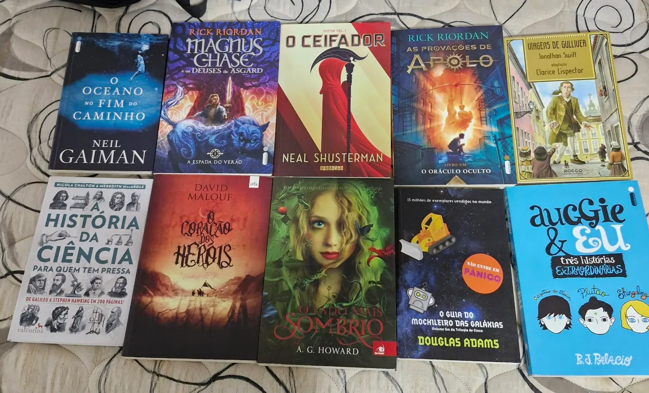 LIVROS SEMINOVOS EM ÓTIMO ESTADO APENAS 10 REAIS CADA