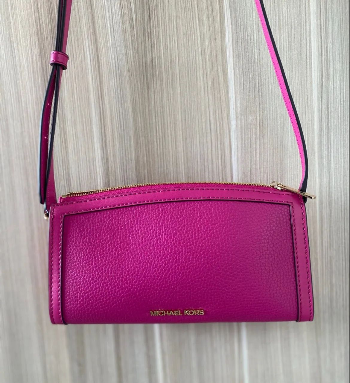 Bolsa Michael Kors rosa crossbody 
