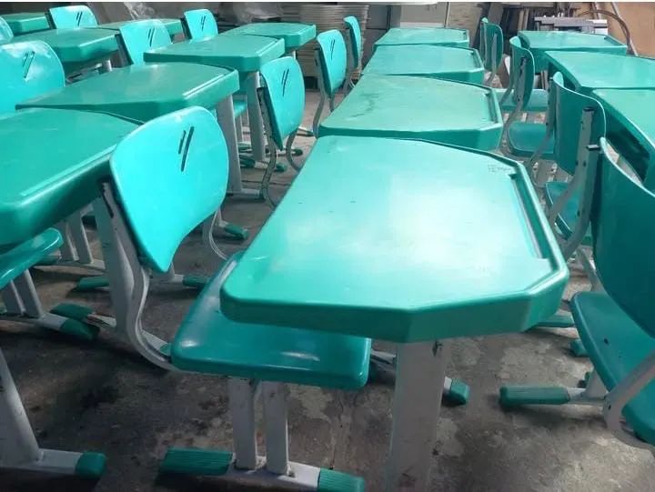 Conjunto de Cadeiras Escolares  - Foto 3