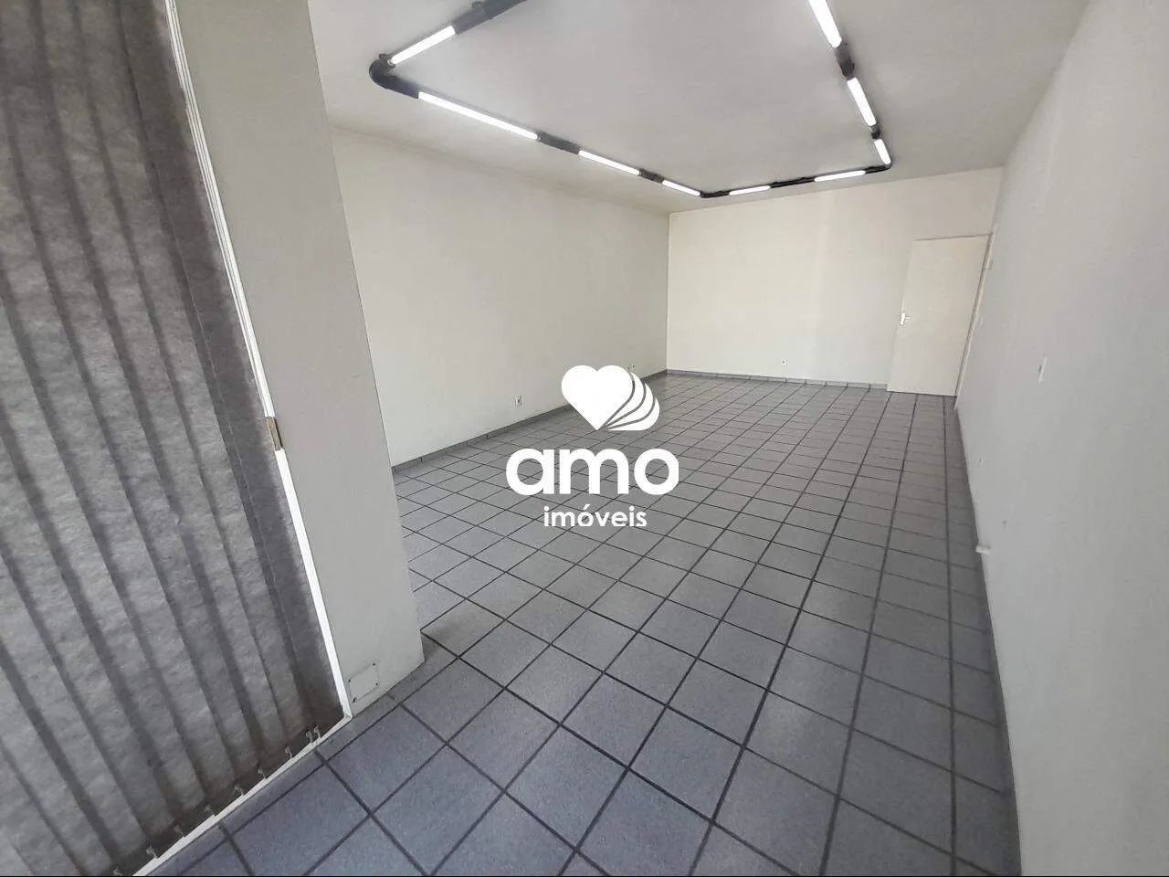 Sala Comercial para alugar no bairro Primeiro de Maio em Brusque - Foto 5