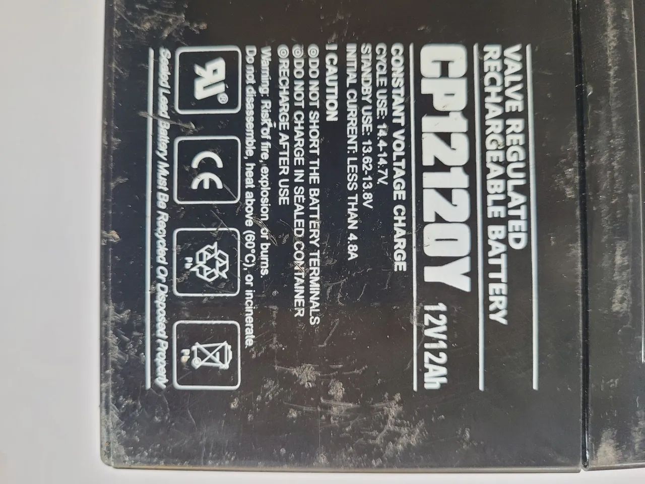 Vende se bateria estacionaria VISION 12 volt 12 amp - Foto 3