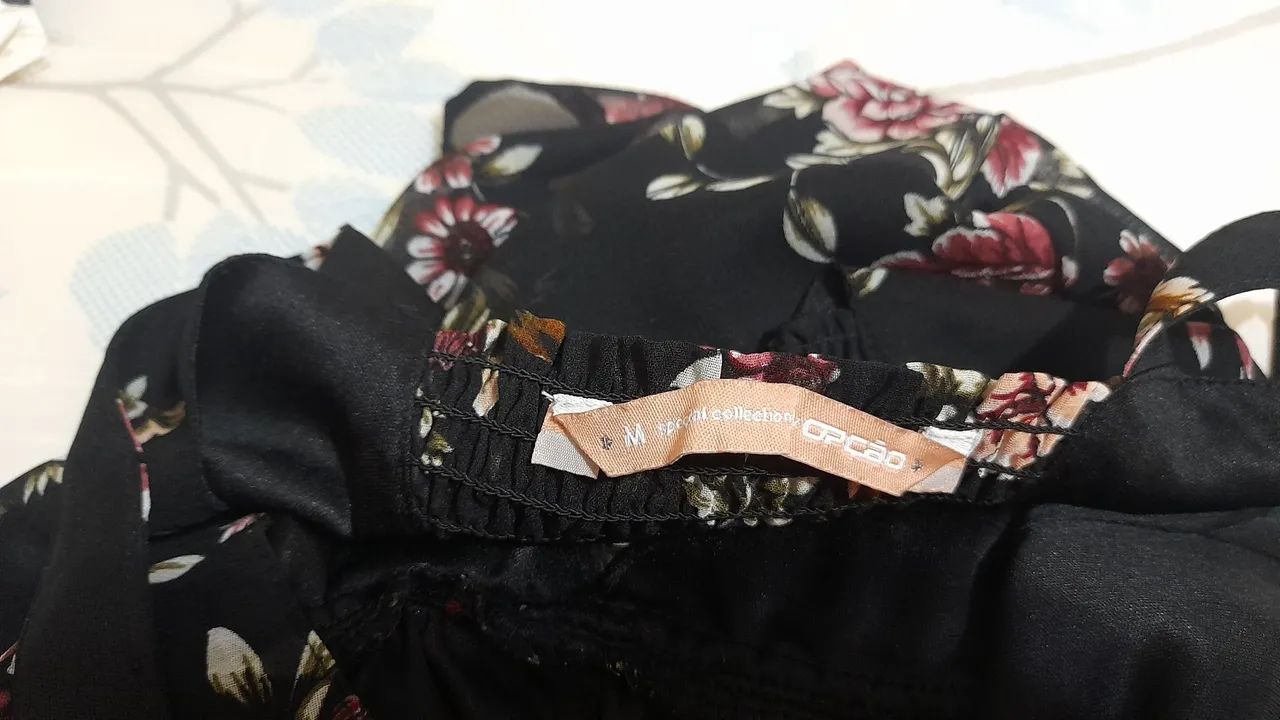 Vestido Floral Preto - Foto 3
