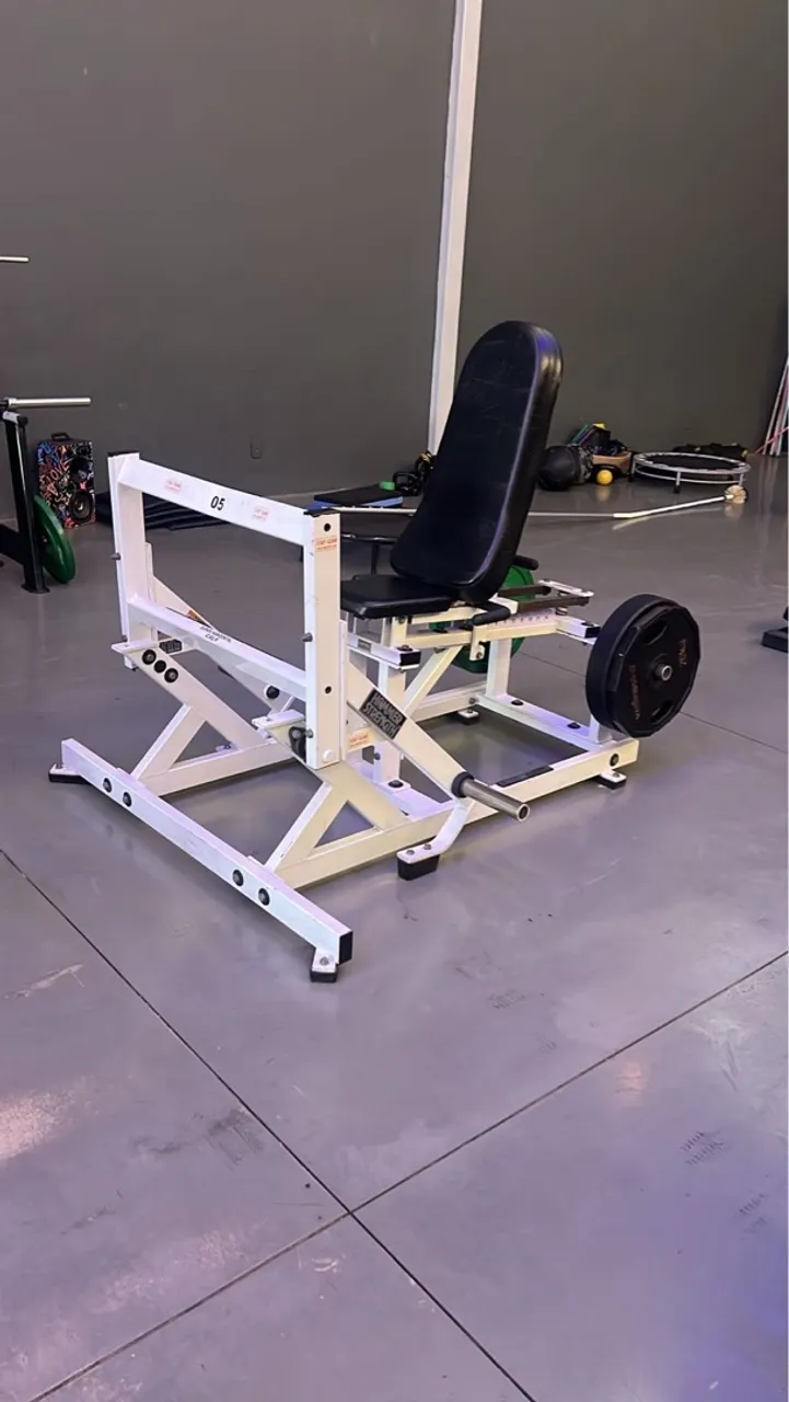 Máquina Hammer Strength Leg Press