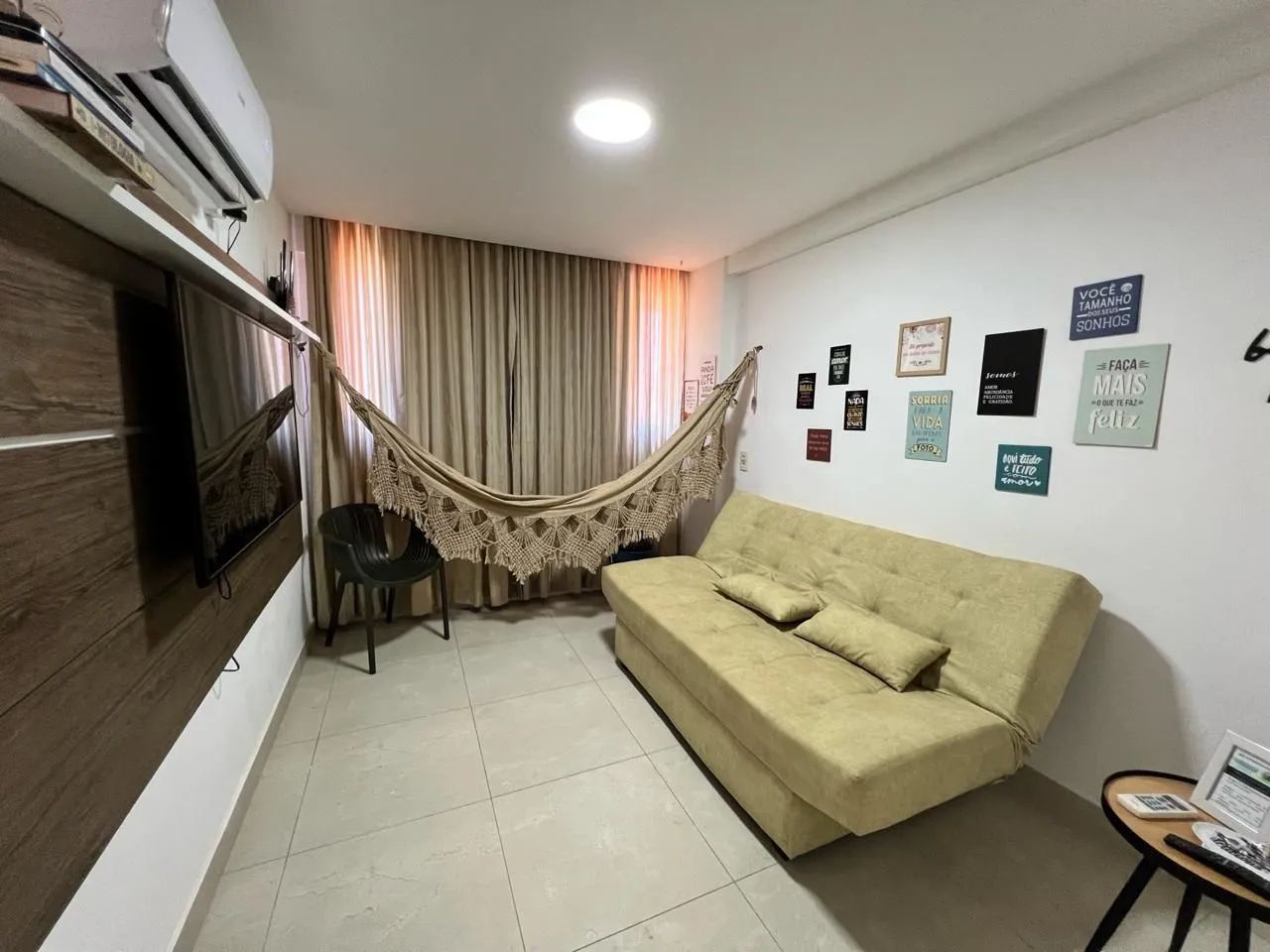 APARTAMENTO MOBILIADO 1/4 PARA LOCAÇÃO ANUAL NO JARDIM OCEANIA R$ 2.600,00