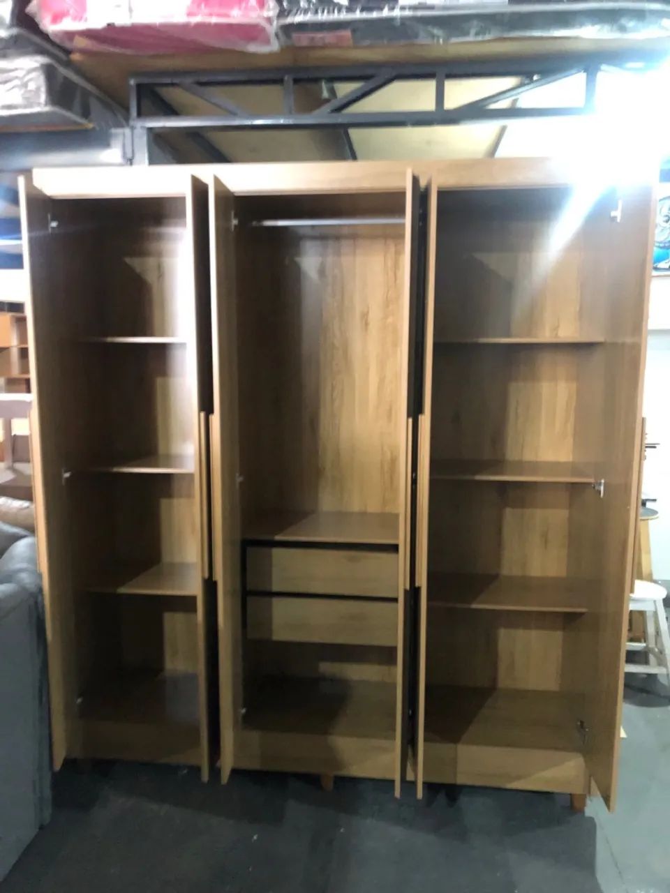 Guarda roupa casal  com 6 portas NOVO  - Foto 3