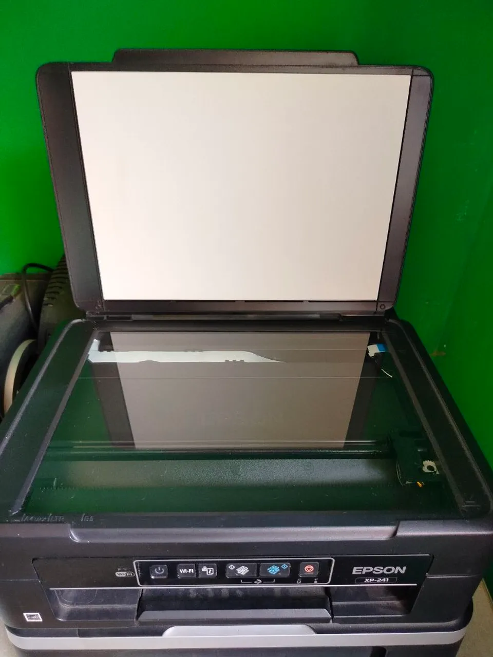 Multifuncional Epson XP-241 - Imprime, digitaliza e copia