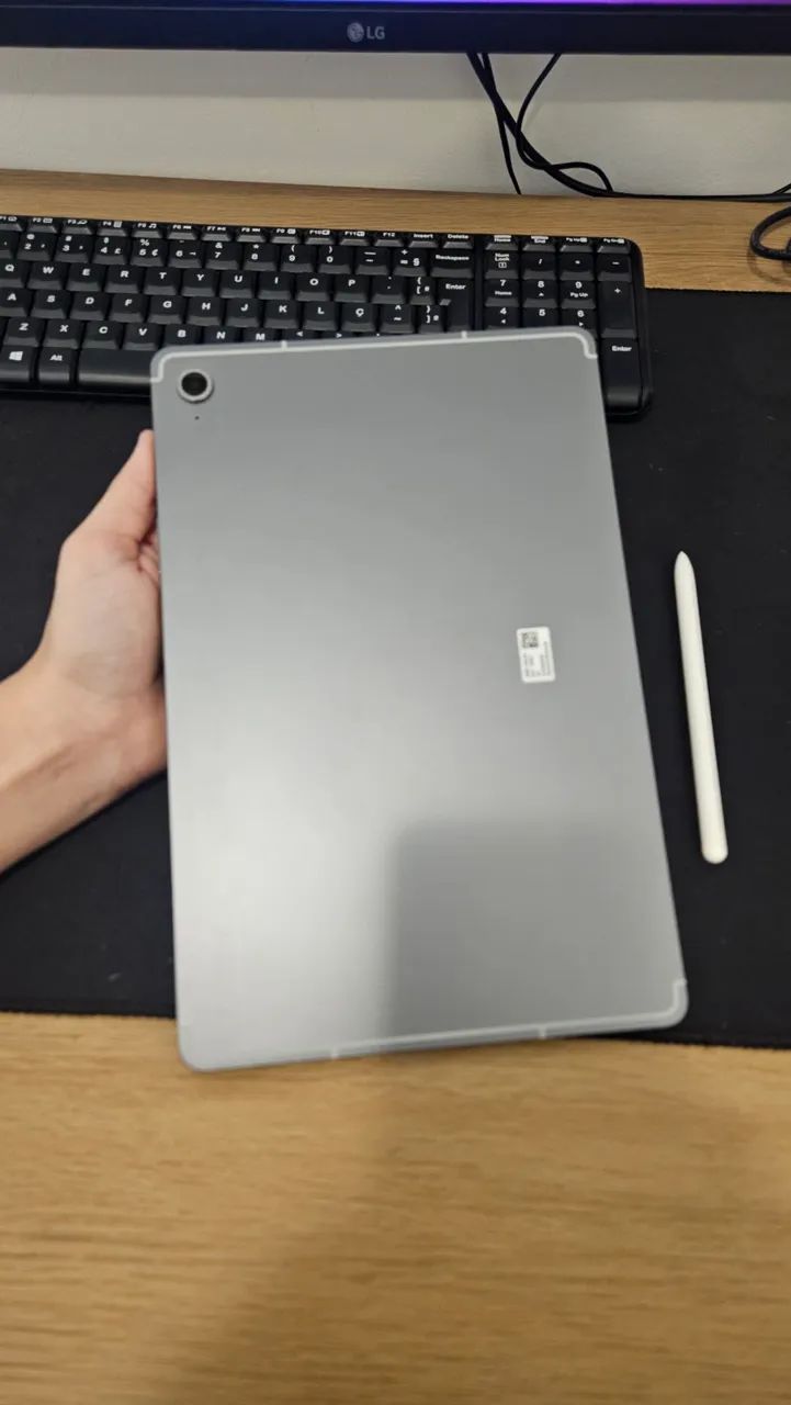 Tablet Samsung Galaxy Tab S10 Fe, 128 GB, 8GB RAm, Tela 10.9", IP68 - Foto 2