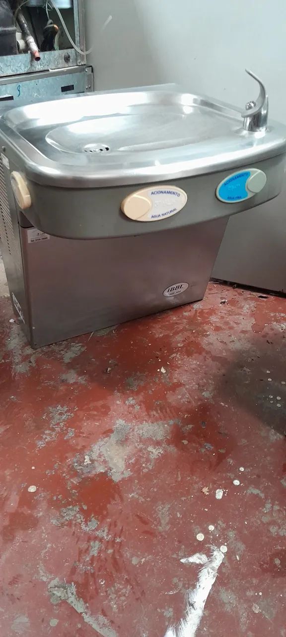 Bebedouro de Água IBBL Industrial 127vts 