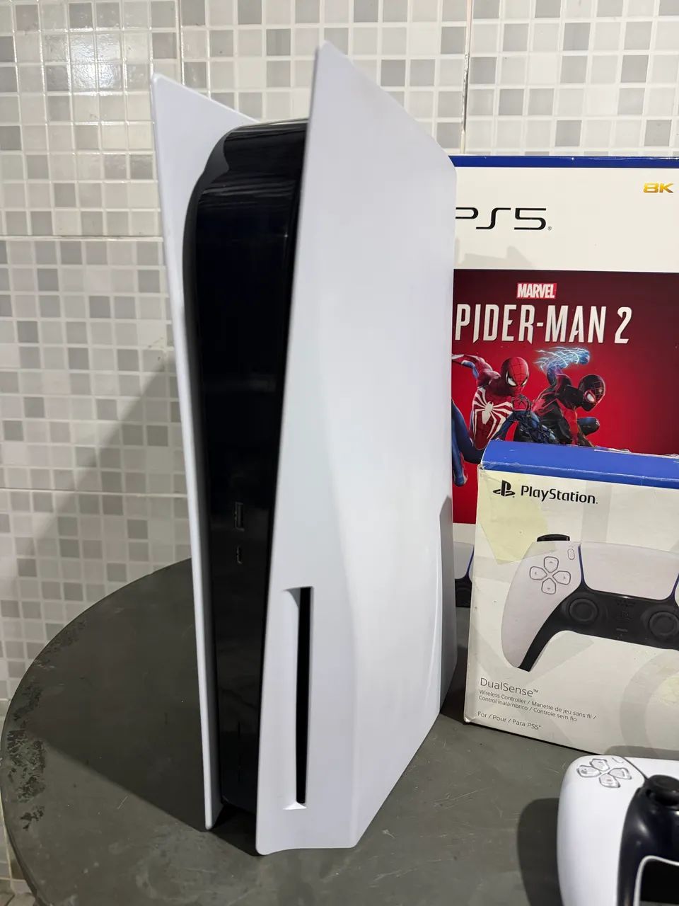 Ps5 com leitor de disco 2 controles e caixa seminovo - Foto 2