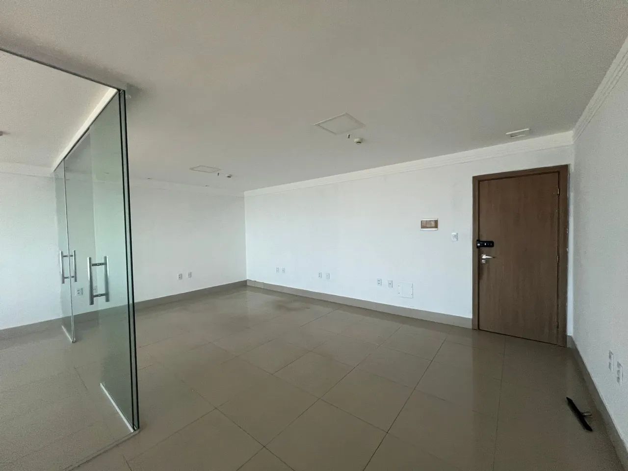 Sala comercial no Marcus Barbosa - Foto 5