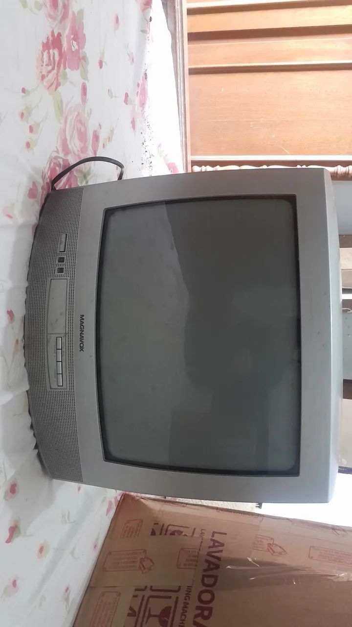 Vendo 4 tvs funcionando perfeitamente  - Foto 4