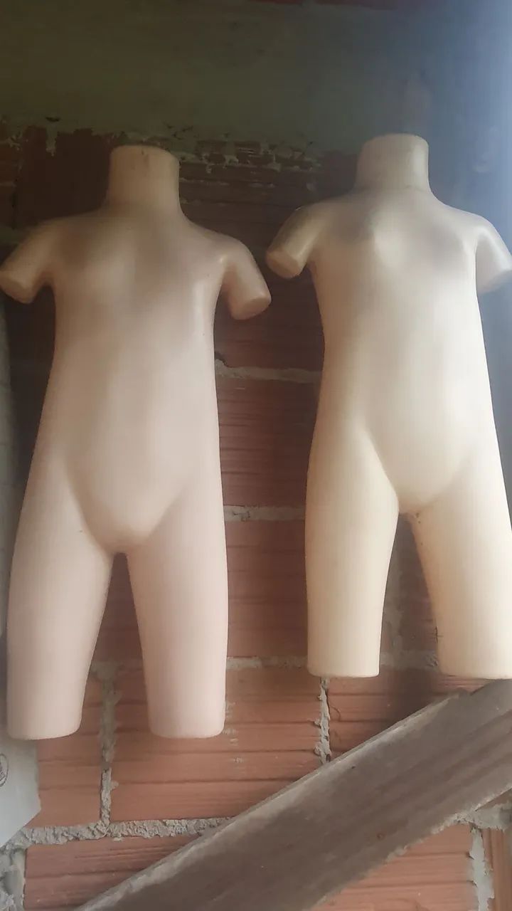 Manequim infantil
