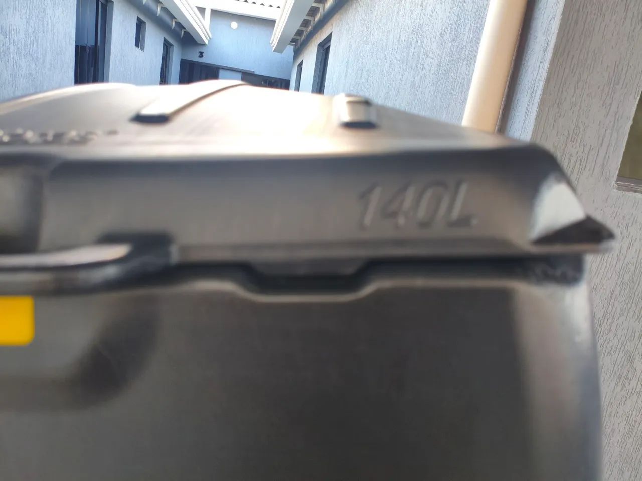 Baú para moto 140l com chapan - Foto 2