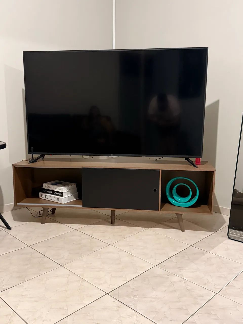 Hack de TV até 65 polegadas.