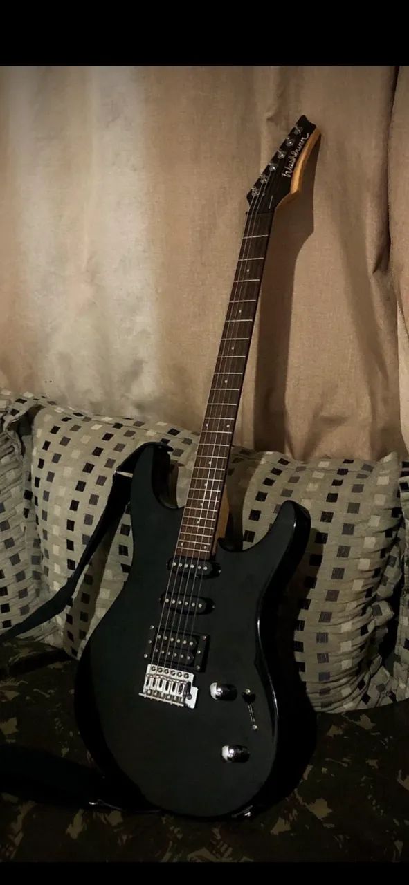 Guitarra Washburn