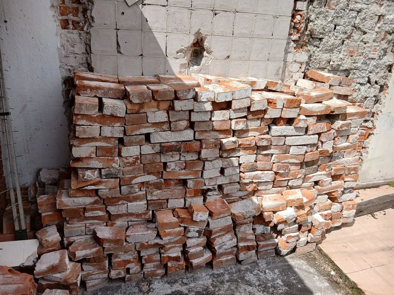 Demolition Brick65570196709763122