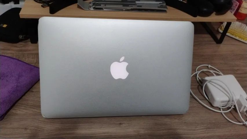 MacBook Air Early 2015 - Foto 4