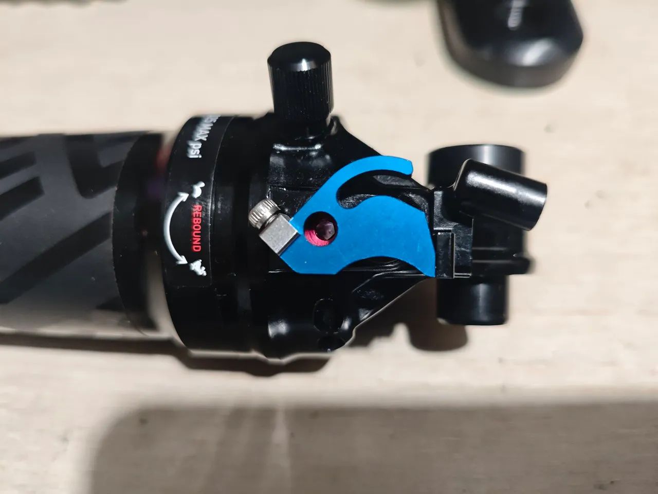 Amortecedor RockShox Sid Luxe - Foto 3
