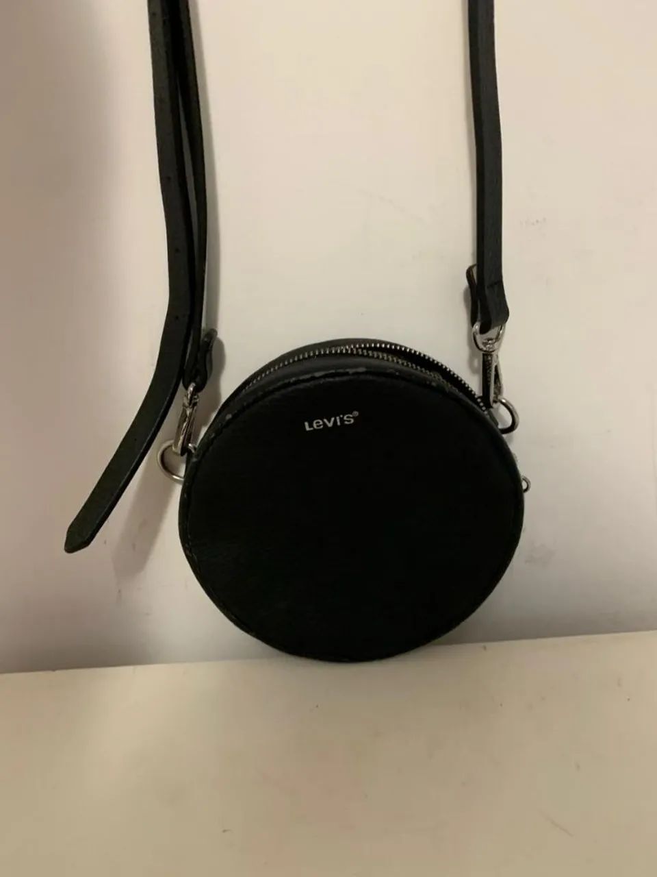Bolsa Levi`s original preta pequena  - Foto 4