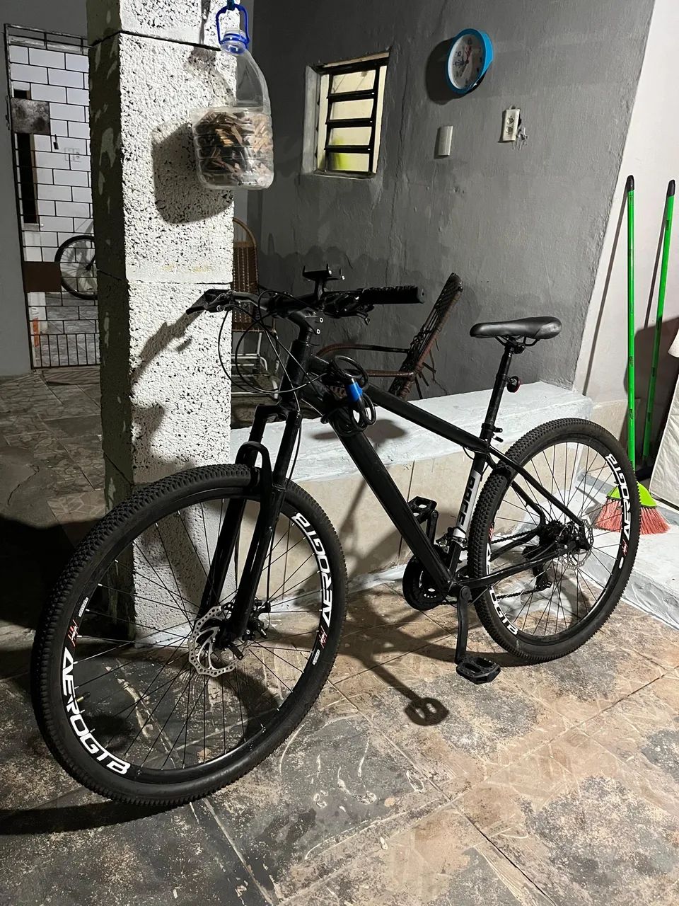 BICICLETA ARO 29 ESTADO EXCELENTE 