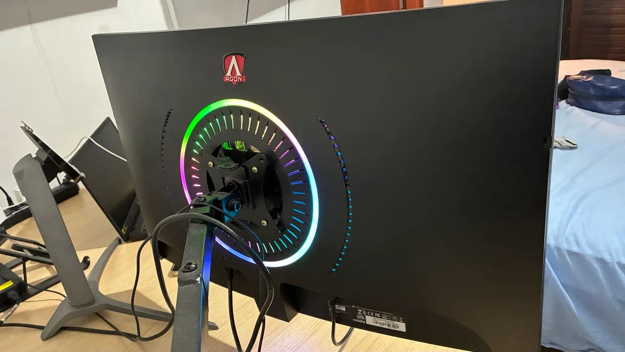 Monitor Gamer AOC AGON 32" Curvo 165Hz 1ms - Foto 3